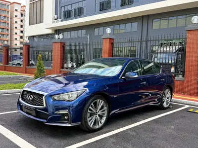 Infiniti Q50L