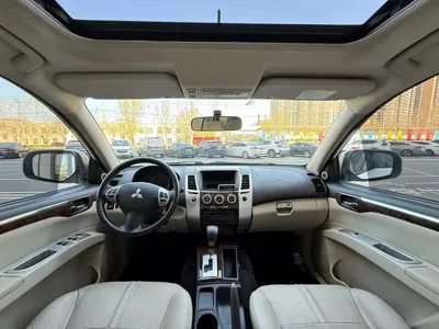 Mitsubishi Pajero Sport