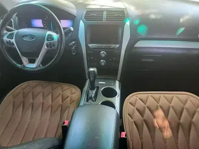 Ford Explorer (Import)