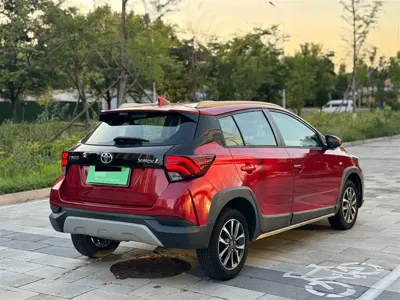 Toyota Yaris L