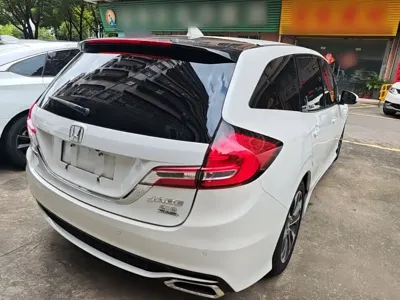 Honda Jade
