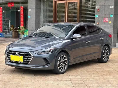 Hyundai Elantra