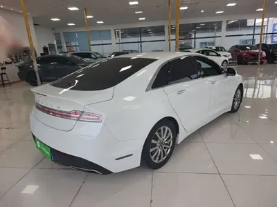 Lincoln MKZ