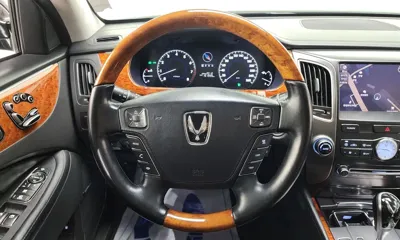 Hyundai Equus