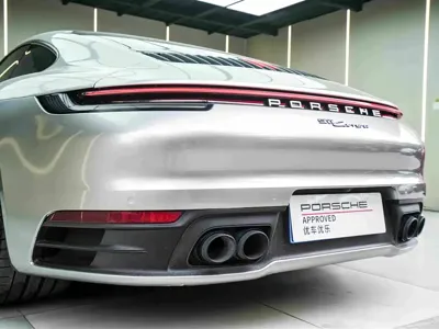 Porsche 911