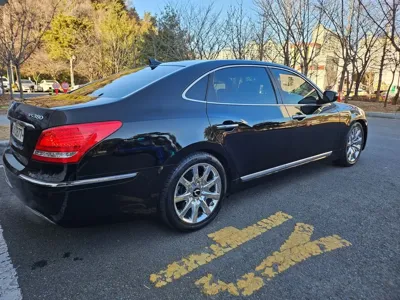 Hyundai Equus