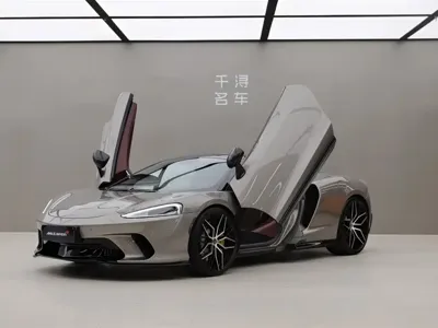 McLaren GT