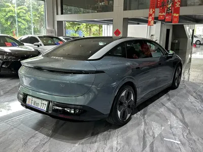 Zeekr 007