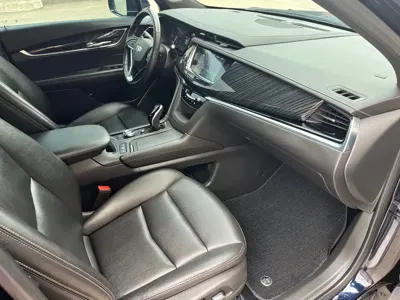 Cadillac XT6