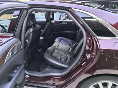 Lincoln MKZ