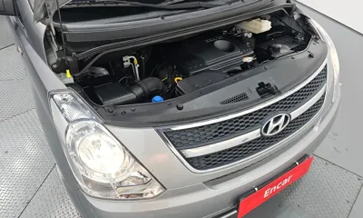 Hyundai Starex