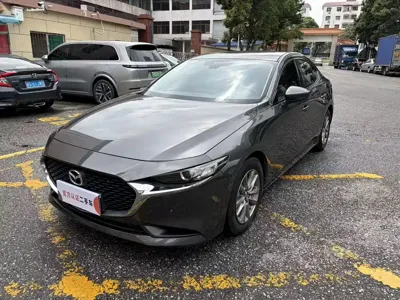Mazda 3 Axela