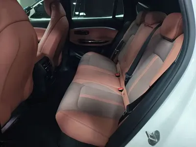 Nio EC6