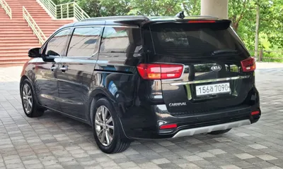 Kia Canival