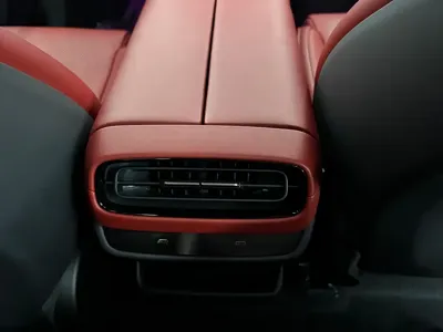 Xiaomi SU7