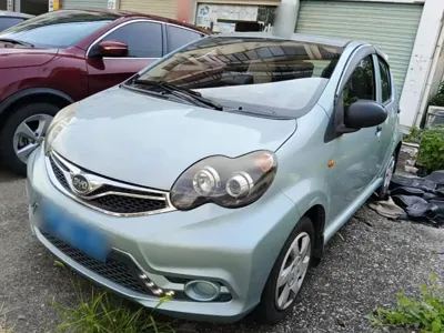 BYD F0