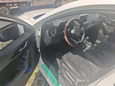 Mazda 3 Axela
