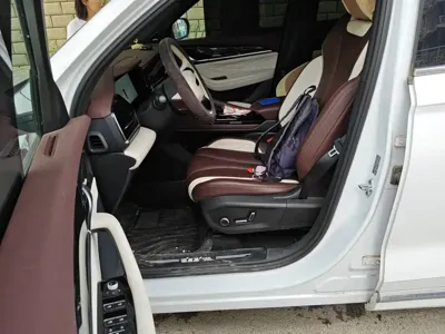 Geely Xingyue L