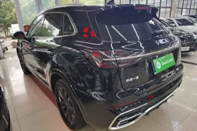 Hongqi HS5
