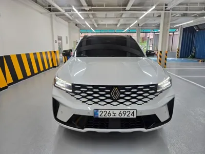 Renault-KoreaSamsung Grand Koleos