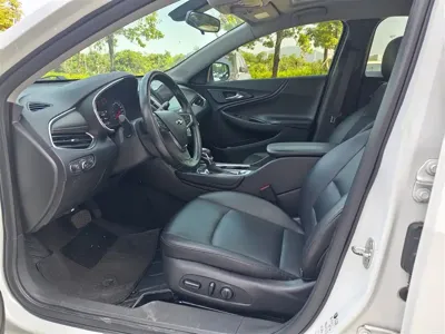 Chevrolet Malibu XL
