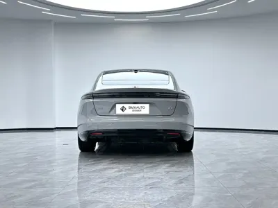 Nio ET5
