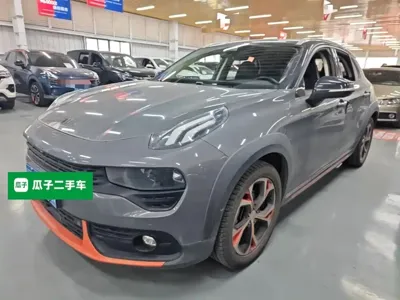 Lynk & Co 02