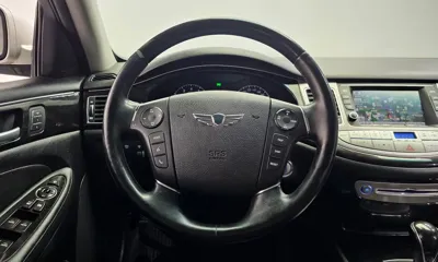 Hyundai Genesis