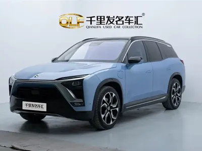 Nio ES8