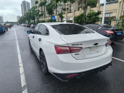 Chevrolet Malibu XL