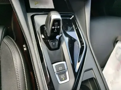 Lynk & Co 02