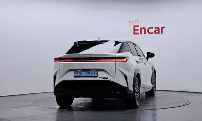 Lexus RZ