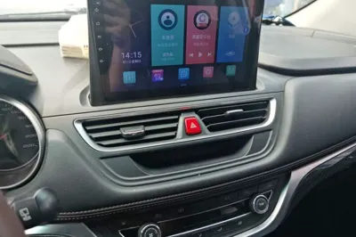 JAC Group Refine S3