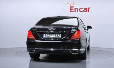 Genesis EQ900