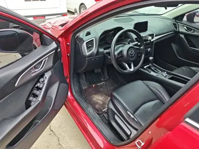 Mazda 3 Axela