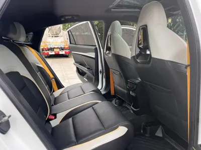 MG MG5 Scorpio