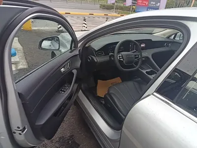 Roewe D7