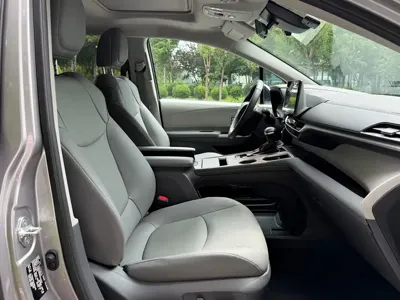 Toyota Granvia