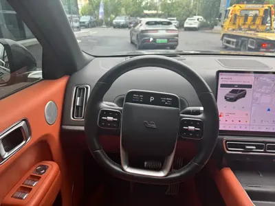 Li Auto Li L8
