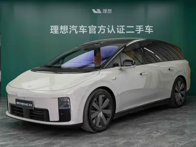 Li Auto 理想i8