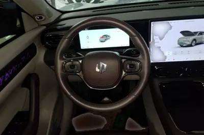 Leapmotor C11