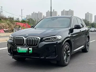 BMW iX3