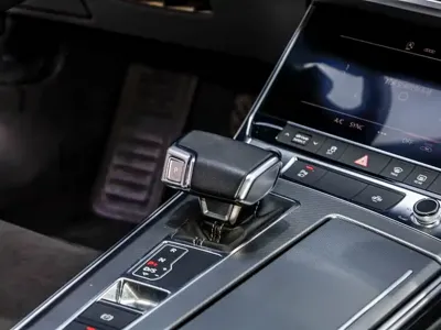 Audi A7L