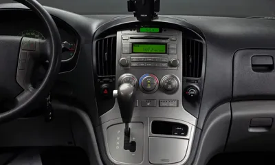 Hyundai Starex