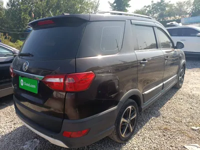 Dongfeng Fengon 370