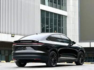 Nio EC6