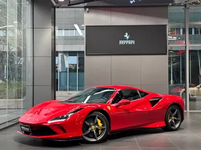 Ferrari F8
