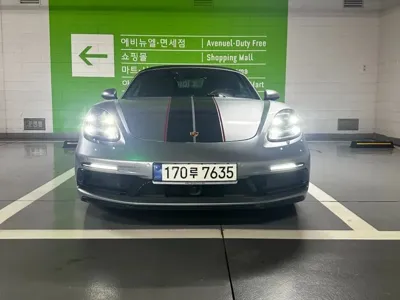 Porsche 718