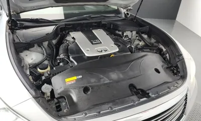 Infiniti Q70