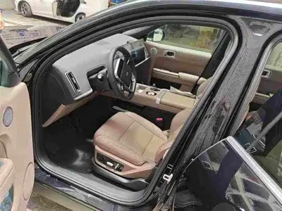 Li Auto Li L7